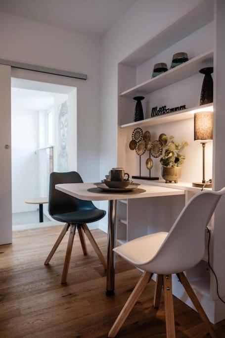Apartment Refugium Mit Stil I Naehe Hbf Und Innenstadt *